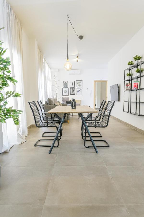 אלמריה Moott Homes Suites Casa De Los Leones Apto 1 מראה חיצוני תמונה